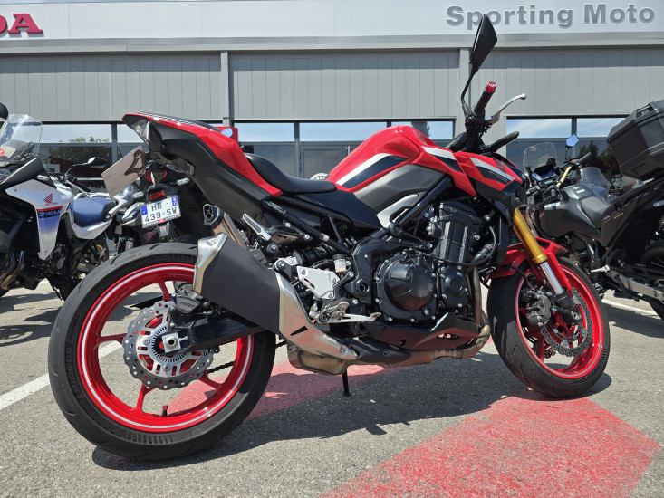 KAWASAKI Z 900 / Z900 - AIX-EN-PROVENCE