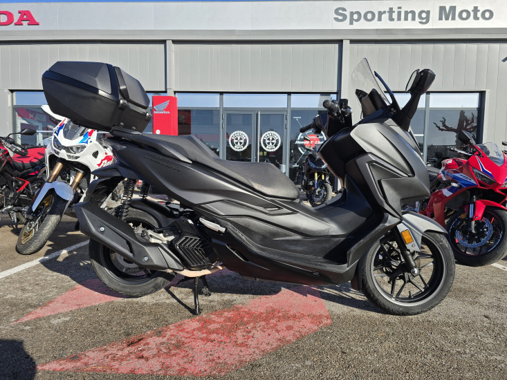 HONDA FORZA 125 / NSS125 / NSS 125 / TOP BOX - AIX-EN-PROVENCE