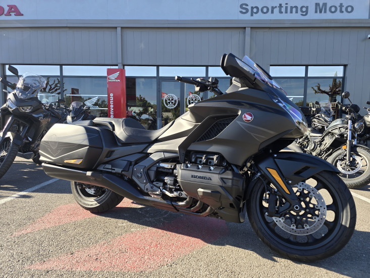 HONDA GOLDWING BAGGER / GL1800B / GL 1800 B 50 th anniversaire - AIX-EN-PROVENCE