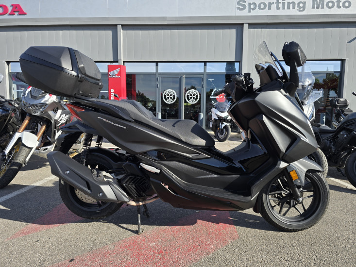 HONDA FORZA 125 / NSS125 / NSS 125 / TOP BOX - AIX-EN-PROVENCE
